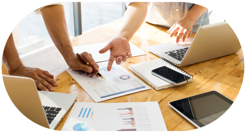 business-people-meeting (1)